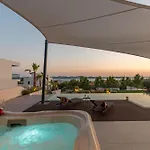 Hera Zadarvillas 扎达尔