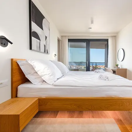 فيلة Hera Zadarvillas زادار