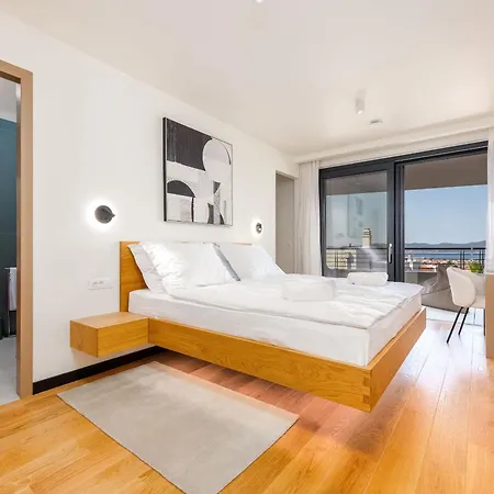 فيلة Hera Zadarvillas زادار
