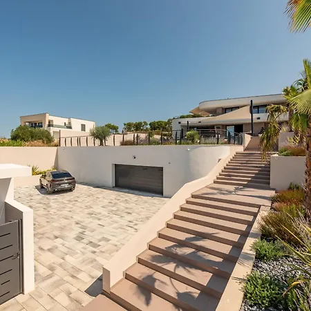 Hera Zadarvillas