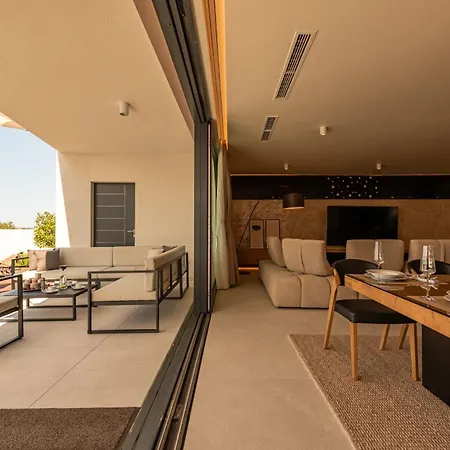 Hera Zadarvillas